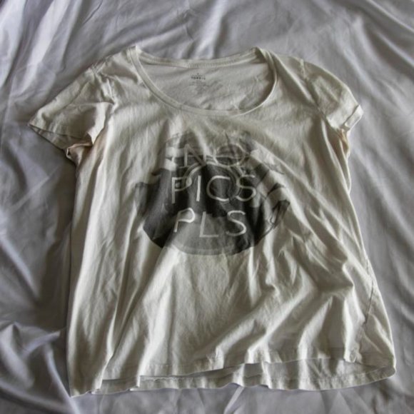 Torrid White "No Pics Please" T-Shirt